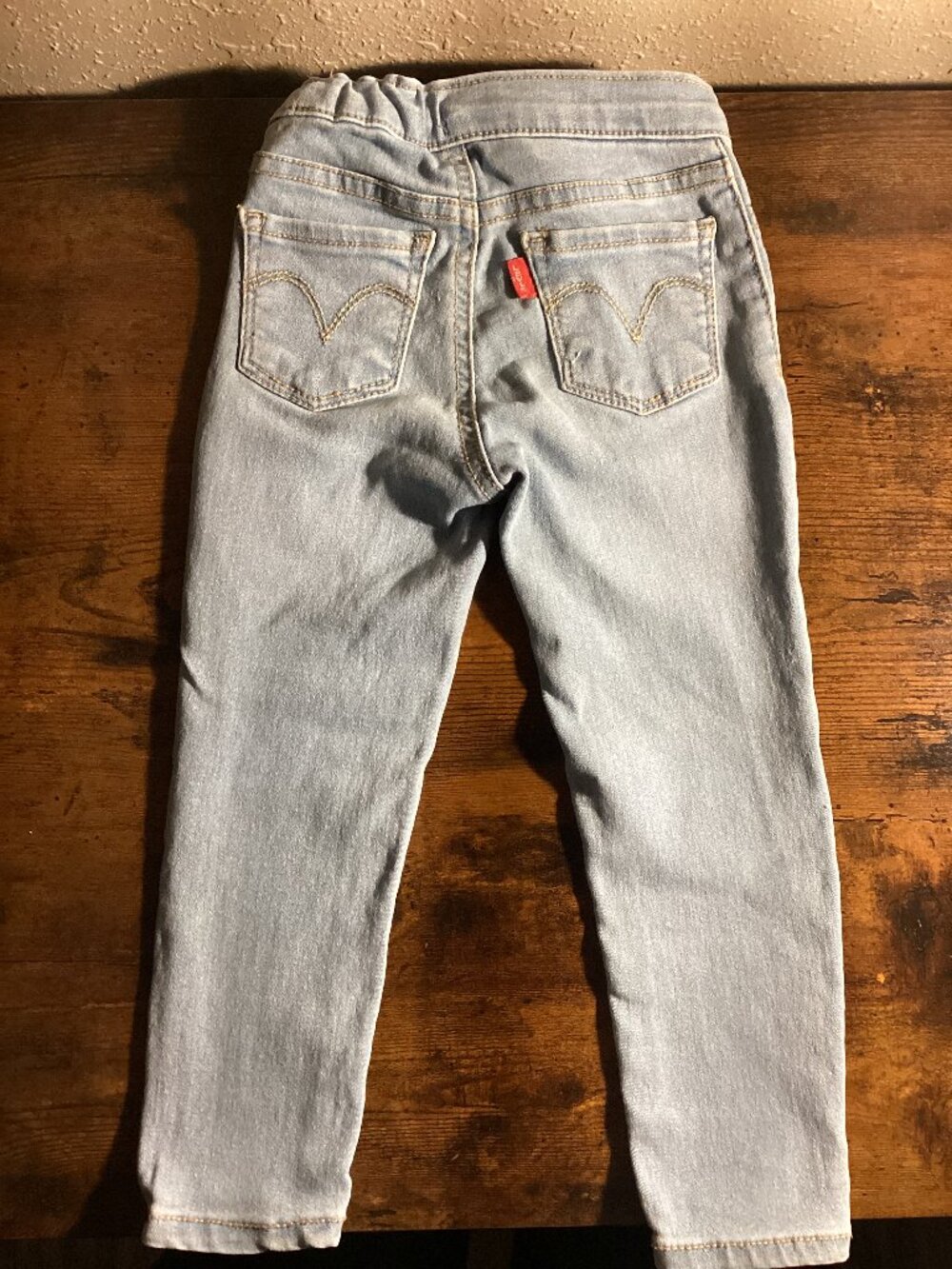 Leviโs Girls Light Wash Skinny Jeans Classic Denim